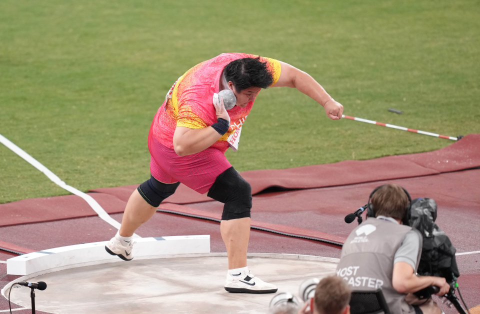 中国选手巩, dE 中国选手巩, dE