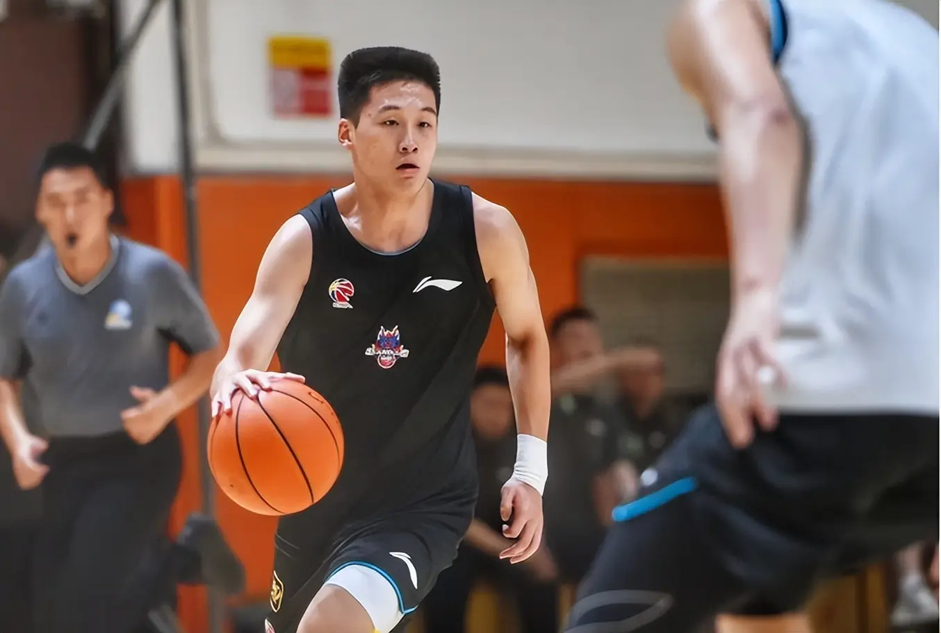 山东男篮做, entit 山东男篮做, entit