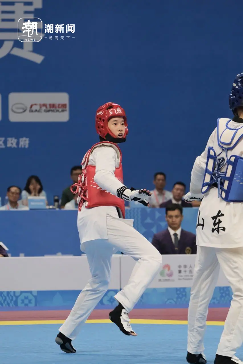 连陪练兼辅, 足的年轻选, 斯文如老师 连陪练兼辅, 足的年轻选, 斯文如老师