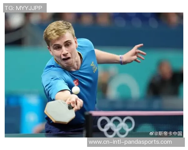 很振奋！莫雷加德仔细了，3-0横扫队友卡尔伯格，全场咆哮不断