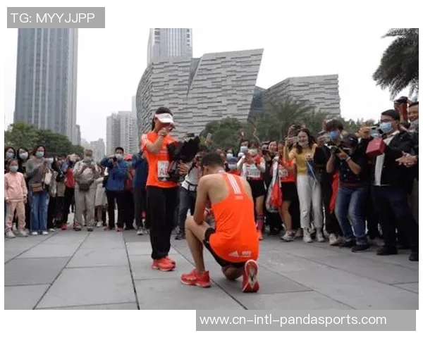 残特奥举重裁判无缝对接跑广马,希望能充沛享用羊城赛道